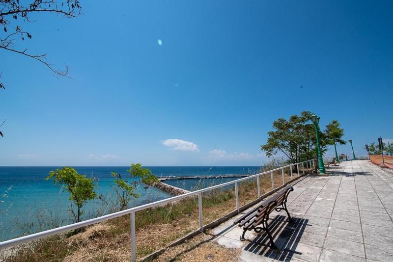 Grcka Reni Greece Beach Penthaus 3 Nea Kallikrateia Kültér fotó